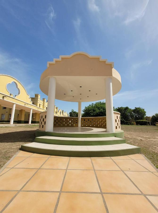Hotel Portico Norte Tartagal Exterior photo
