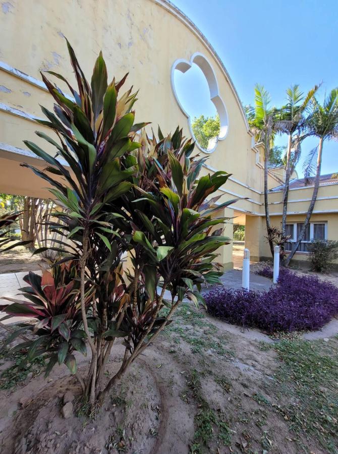 Hotel Portico Norte Tartagal Exterior photo